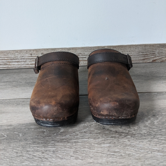 Dansko "Ingrid" clogs - Picture 3 of 5